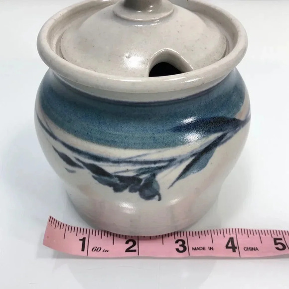 Handmade Signed Floral Motif Studio Pottery Lidded Jar - Picture 8 of 11